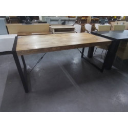 TABLE RECTANGULAIRE...