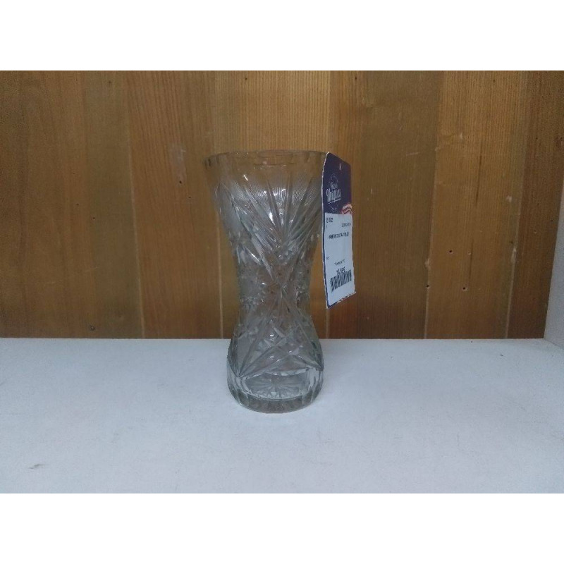 VASE EN CRISTAL TAILLE