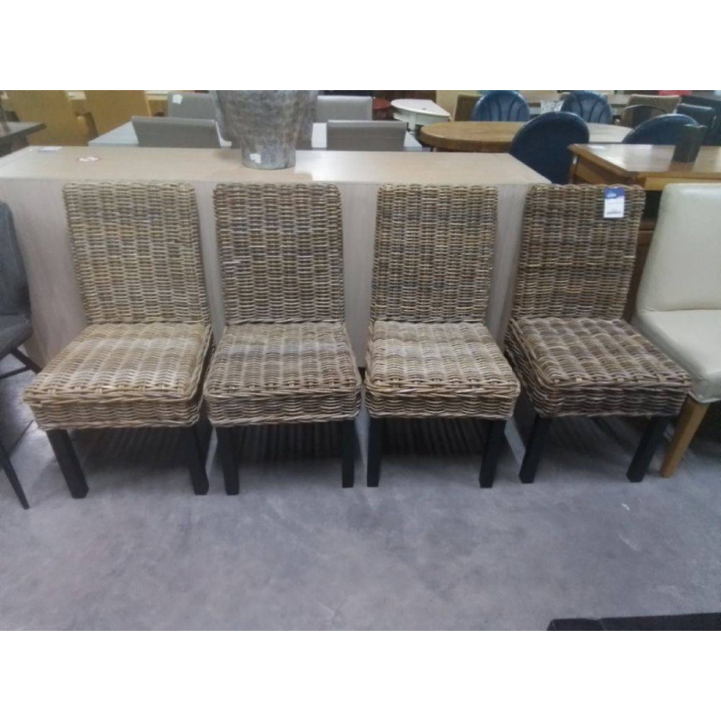 SERIE DE 4 CHAISES ROTIN