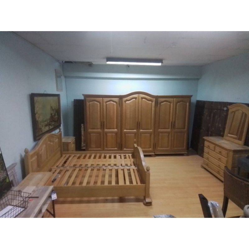 CHAMBRE A COUCHER COMPLETE EN CHENE MASSIF CLAIR LIT 180X200 