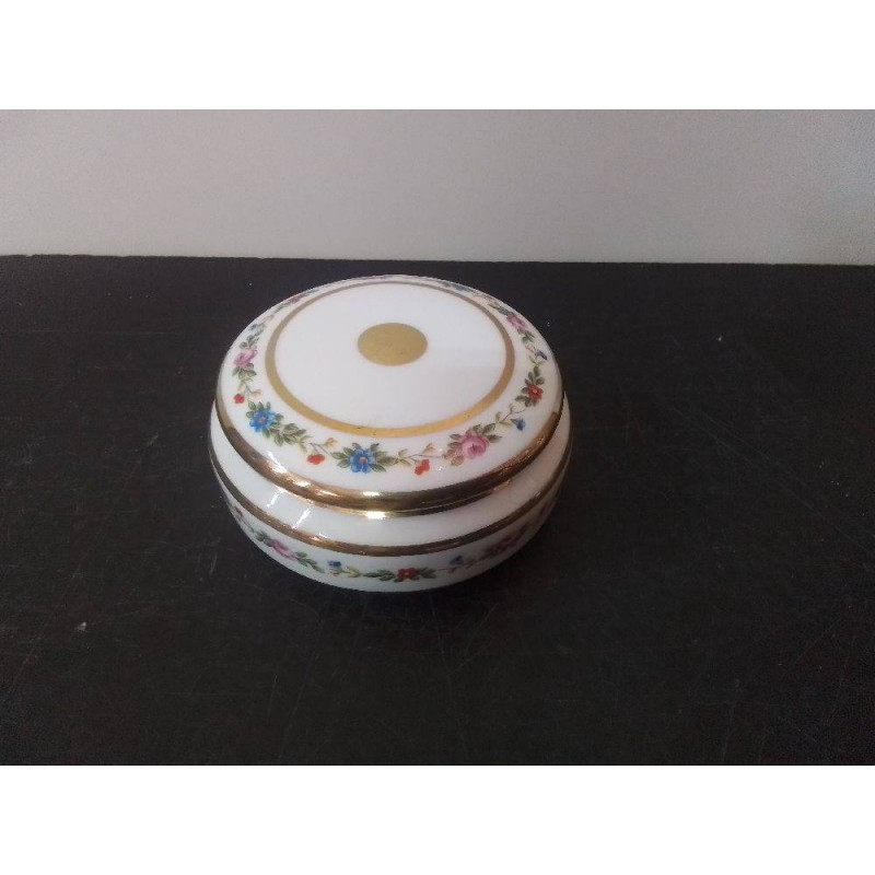 BONBONNIERE PORCELAINE DE LIMOGES