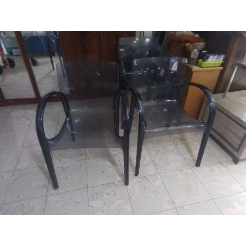 CHAISE A ACCOUDOIRS EMPILABLES PLEXI LOT DE 4