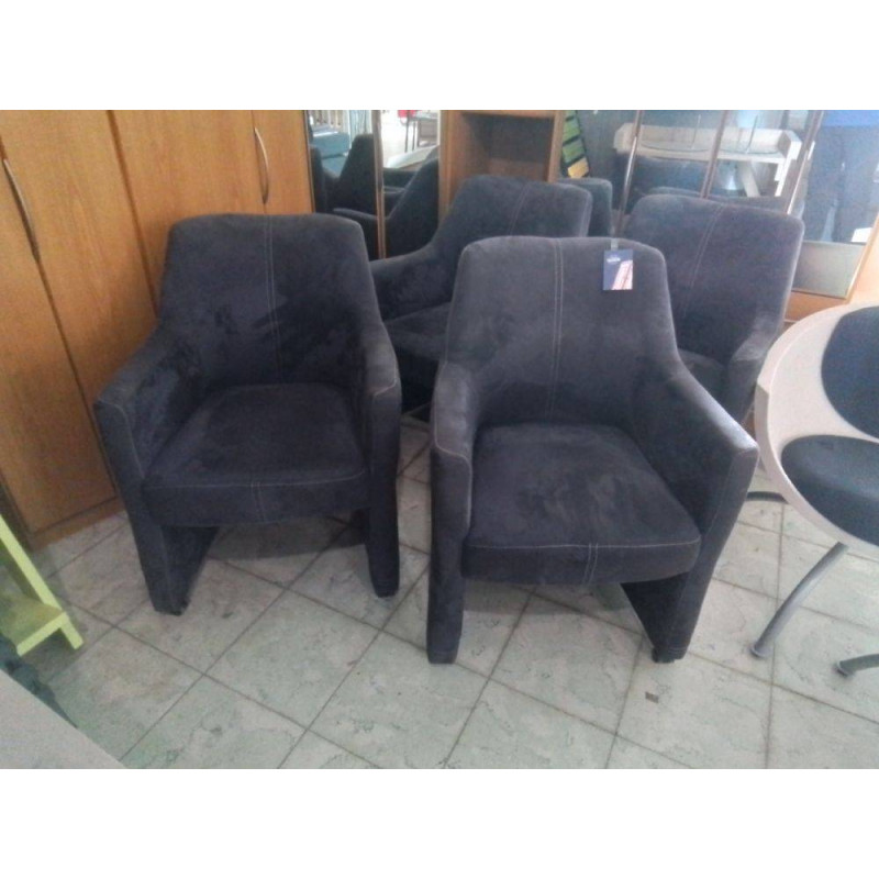 SERIE DE 4 CHAISES A ROULETTES TISSU GRIS FONCE 