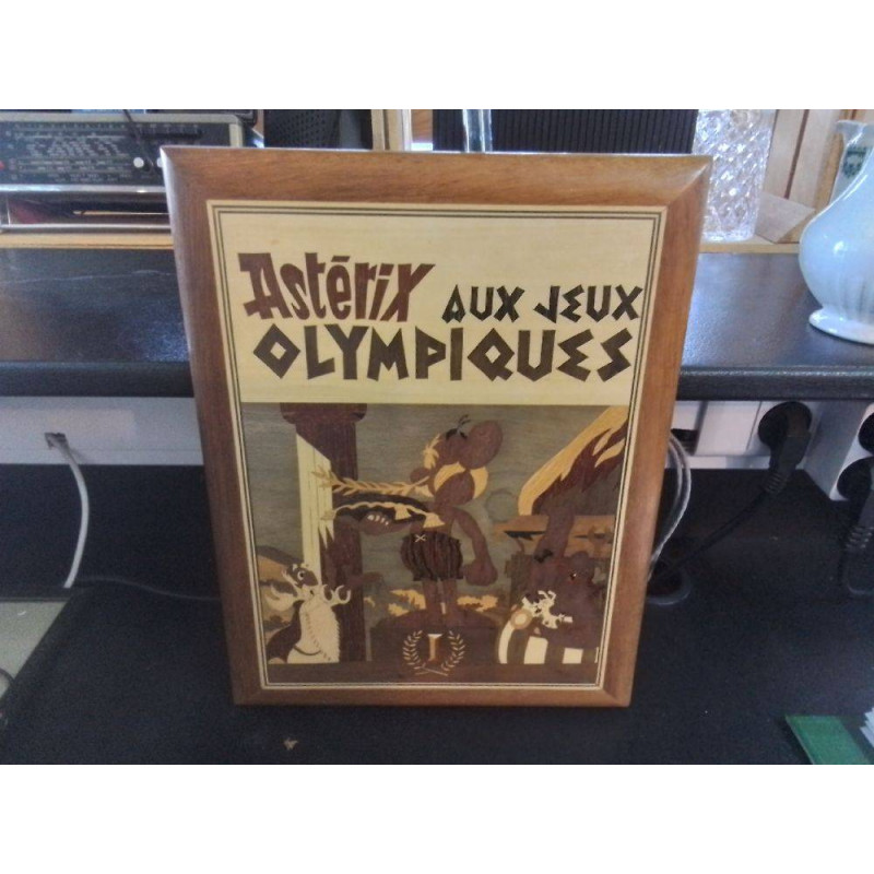 CADRE MARQUETERIE VINTAGE ASTERIX AUX JEUX OLYMPIQUES
