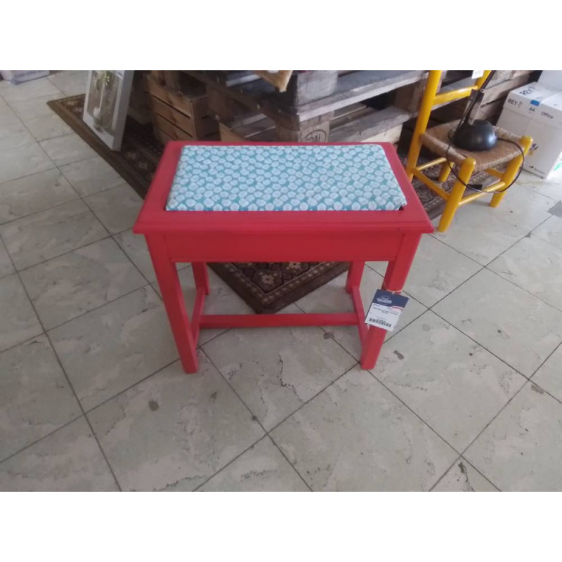 TABOURET COFFRE D\'APPOINT ROUGE