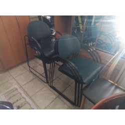 SERIE DE 5 SIEGES EMPILABLES 