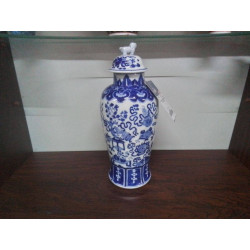 VASE COUVERT FAIENCE BLEUE...