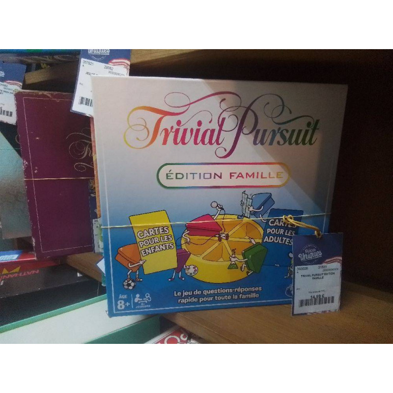 TRIVIAL PURSUIT EDITION FAMILLE