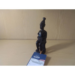 STATUETTE FEEME AFRICAINE...