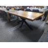 TABLE RECTANGULAIRE CHENE MASSIF PIEDS EN METAL 