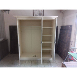 GARDE ROBES BLANCHE 3 PORTES SANS CLE