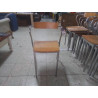 CHAISES EMPILABLES DESIGN VINTAGE LA SERIE DE 10