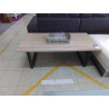 TABLE BASSE MODERNE AGGLO TEINTE BOIS CLAIR ET PIEDS METAL  NOIR