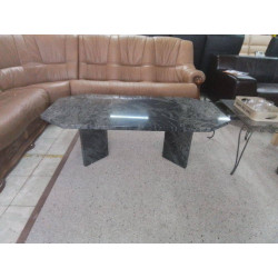 TABLE BASSE EN MARBRE