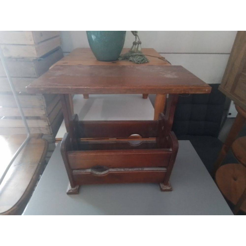 PORTE REVUES EN BOIS
