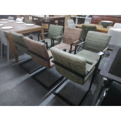 SERIE DE 6 CHAISES TISSU ET...