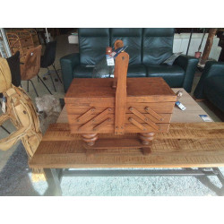 COUSETTE EN BOIS