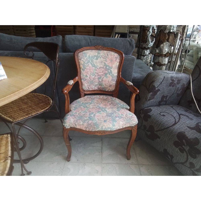 FAUTEUIL DE STYLE 