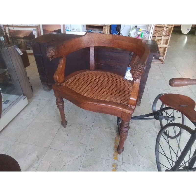 SIEGE DE BUREAU ANCIEN CHENE ET CANNAGE DECOR TETE DE LION