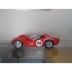 MASERATI TIPO 61 1/18...