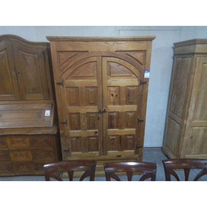 ARMOIRE 2 PORTES EN PIN MASSIF